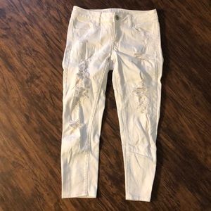 White distressed American Eagle jeans
